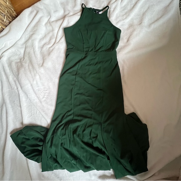 Elegant winsdor prom dress - Picture 2 of 7